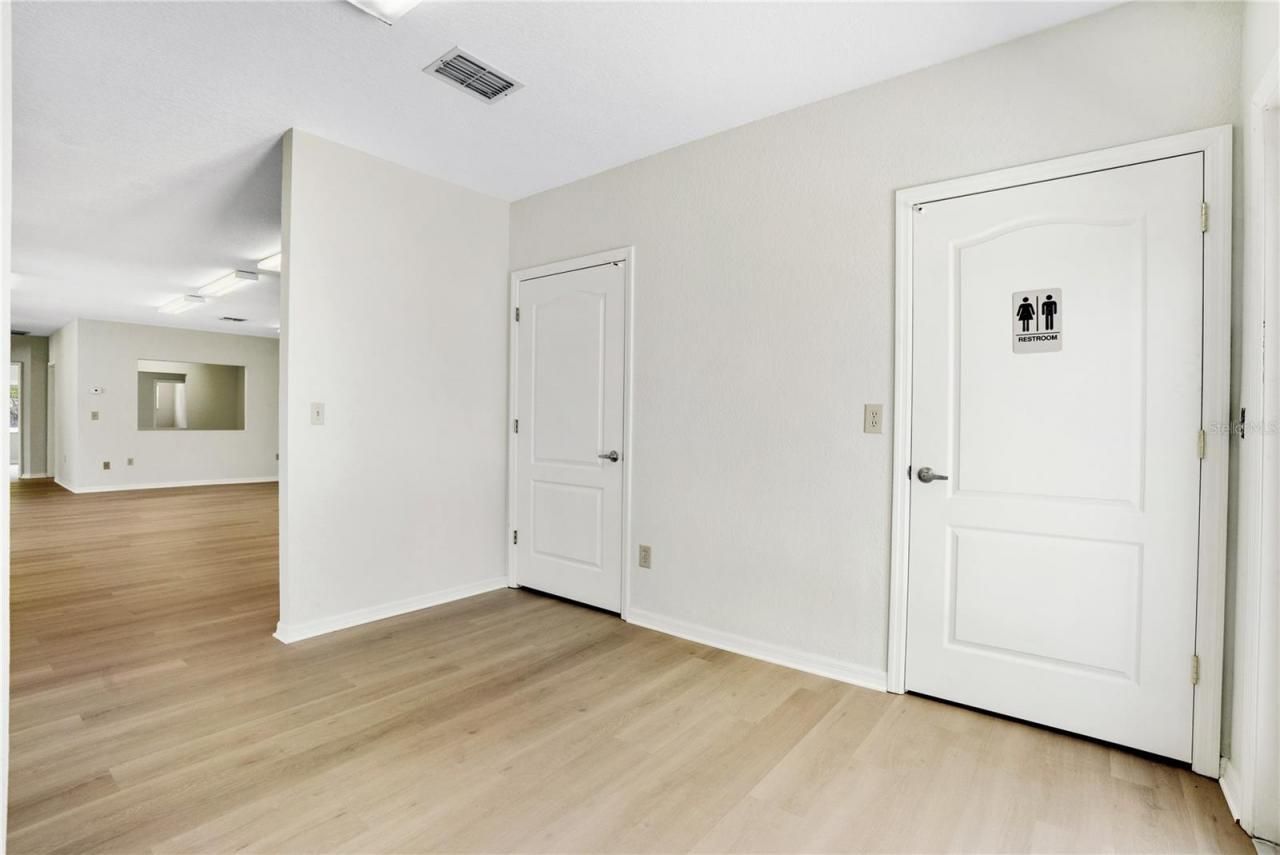 3248 Commercial Way, Spring Hill, FL 34606 Photo