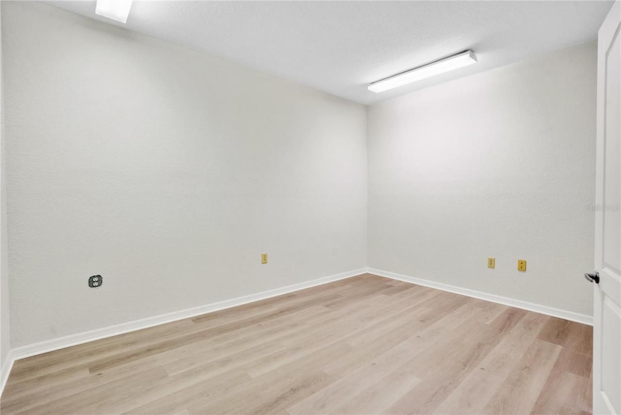 3248 Commercial Way, Spring Hill, FL 34606 Photo