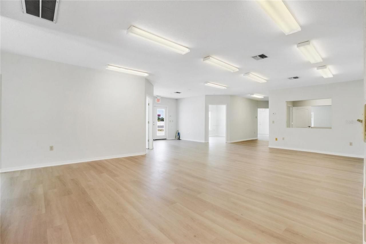 3248 Commercial Way, Spring Hill, FL 34606 Photo