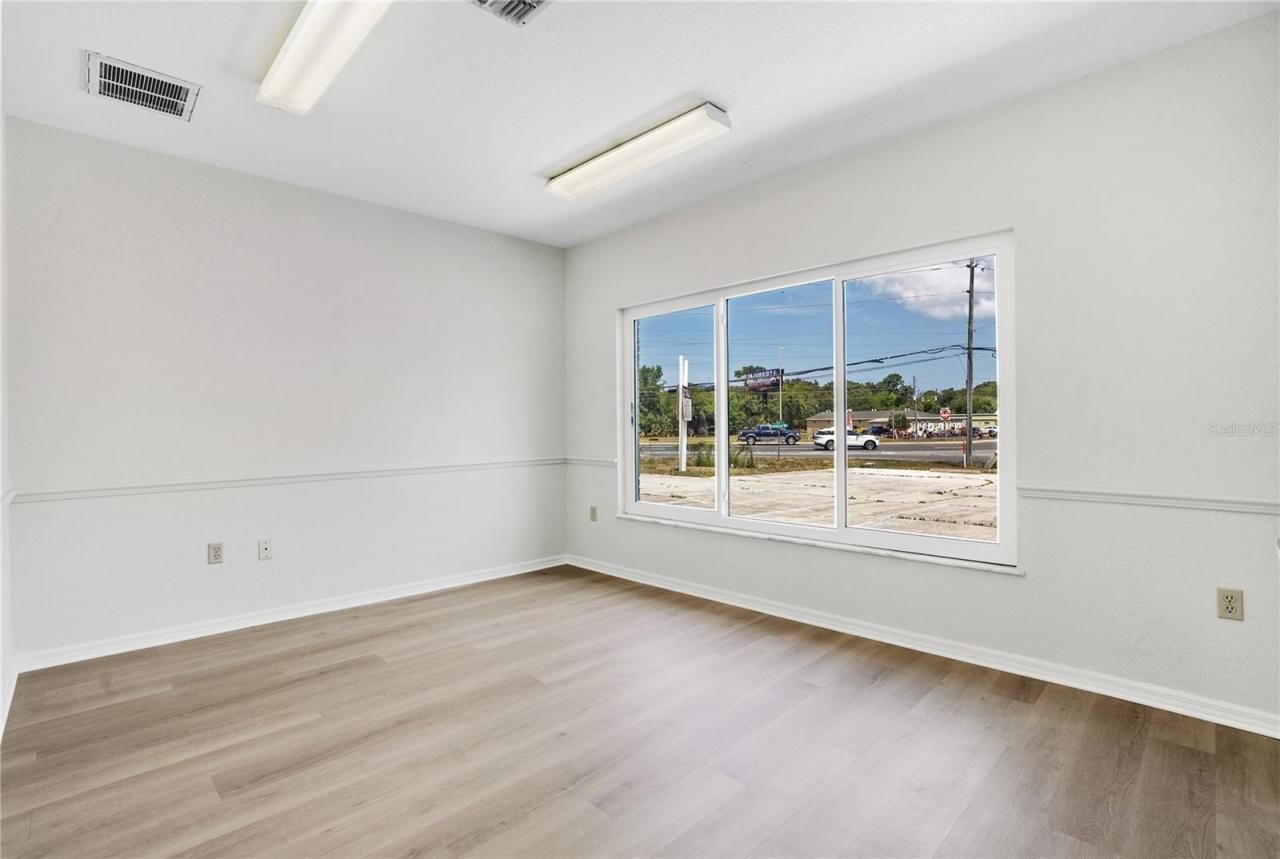 3248 Commercial Way, Spring Hill, FL 34606 Photo