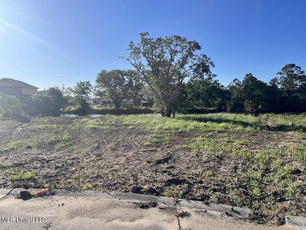 Lot 83 Bahama Drive, Bay Saint Louis, MS 39520