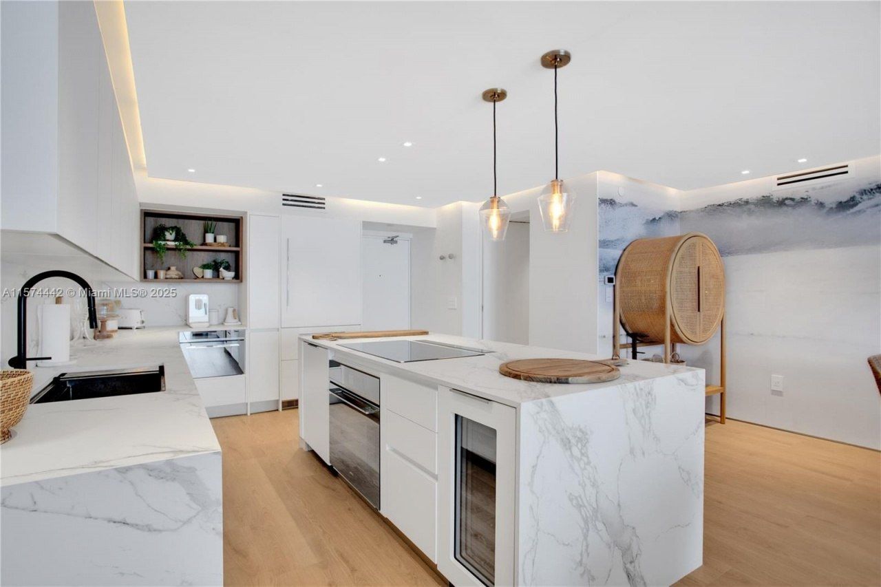 9195 Collins Ave, Unit 903, Surfside, FL 33154 Photo