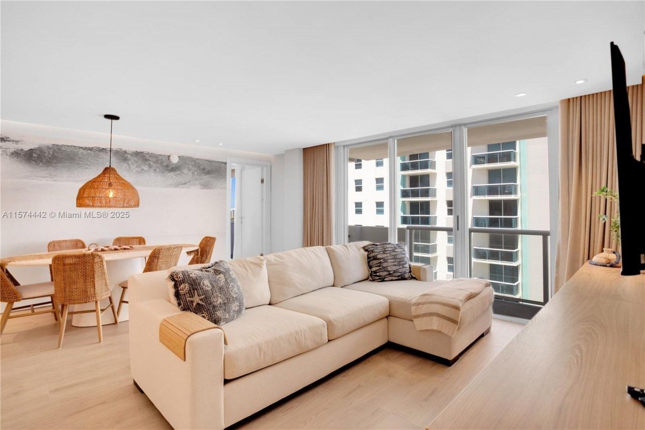 9195 Collins Ave, Unit 903, Surfside, FL 33154 Photo