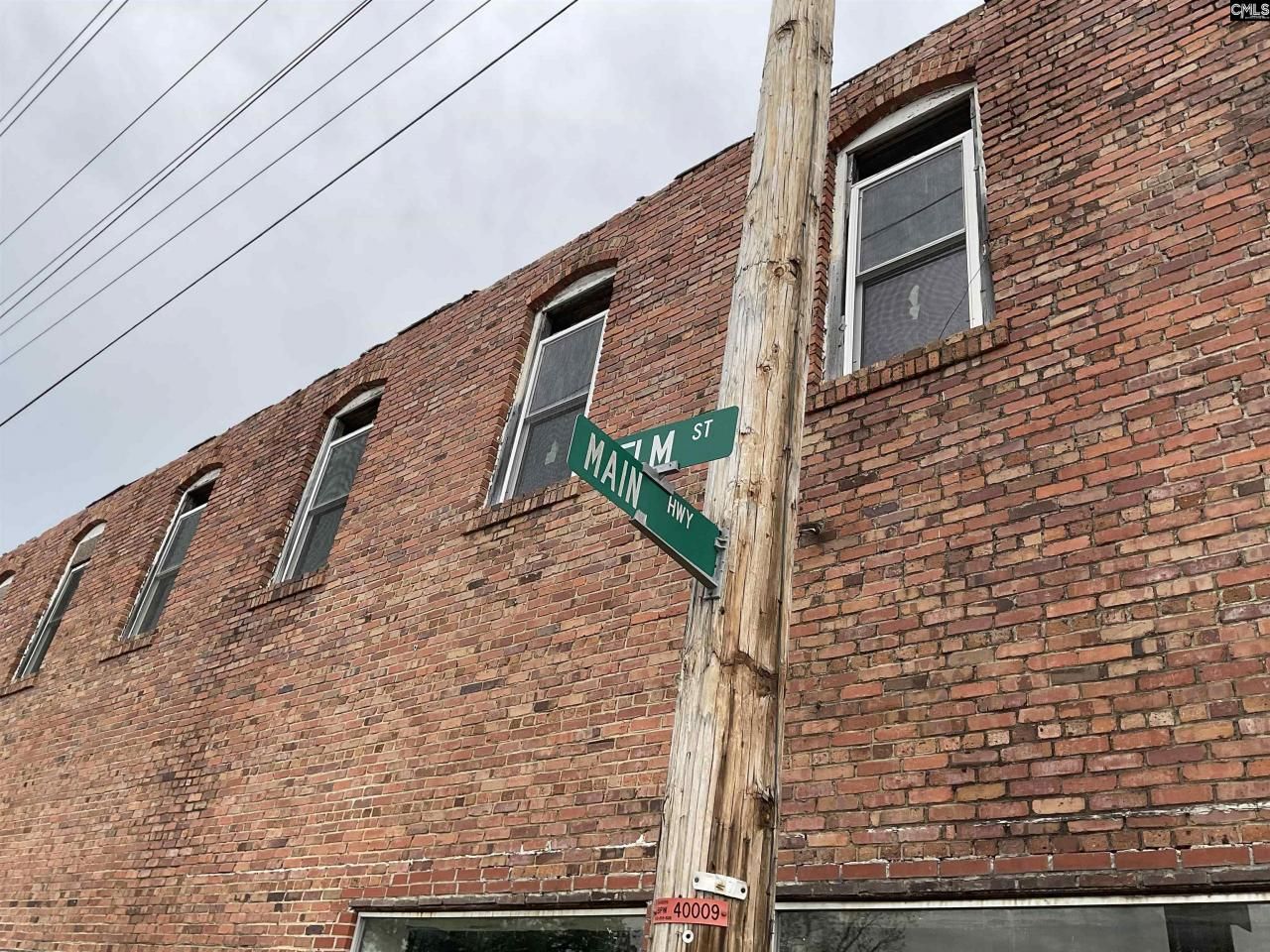 3168 Main Highway Photo 4