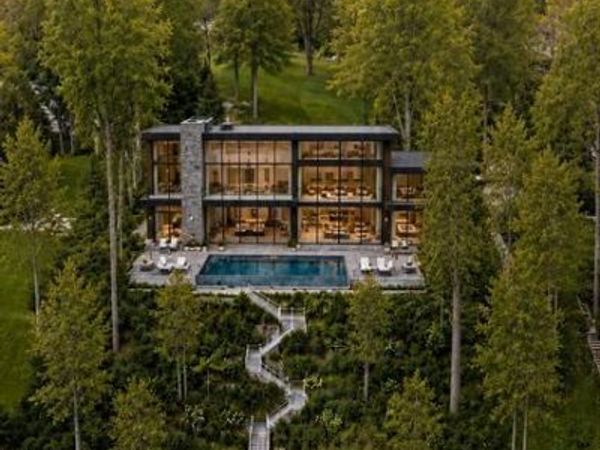 940 LAKE ANGELUS Shores, Lake Angelus, MI 48326