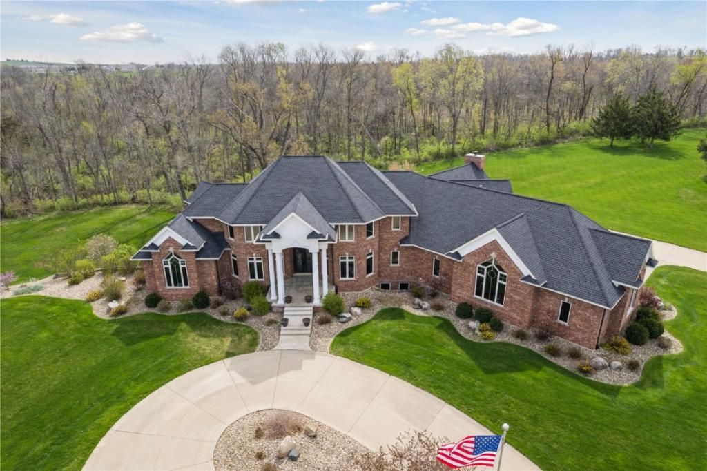 2079 Blue Heron Drive, Springville, IA 52336 Main Photo