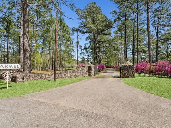 62284 FISH HATCHERY Road, Lacombe, LA 70445