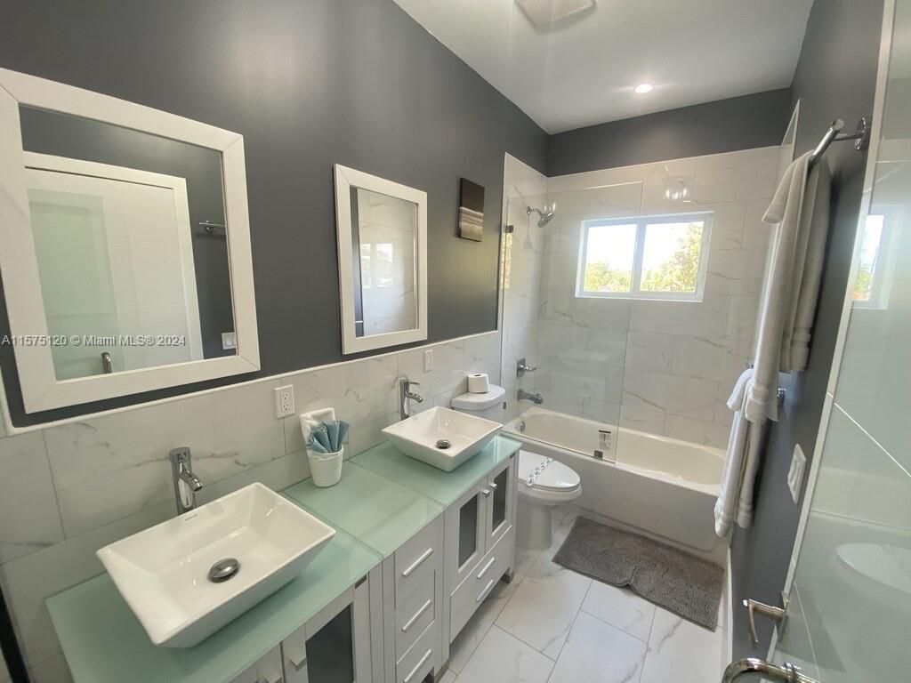 Please Call For Address, Unit 3445, Miami, FL 33145 Photo
