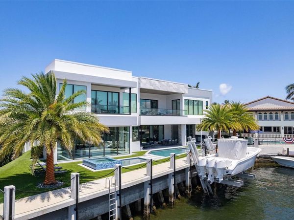 749 Bamboo Dr, Boca Raton, FL 33432