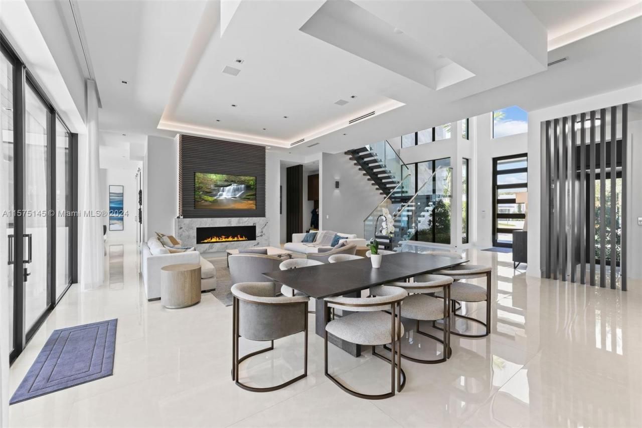 749 Bamboo Dr, Boca Raton, FL 33432 Photo