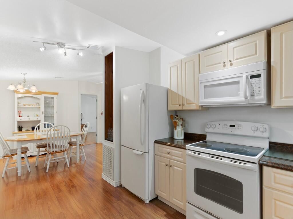 471 Tropical Isles Circle, Fort Pierce, FL 34982 Photo