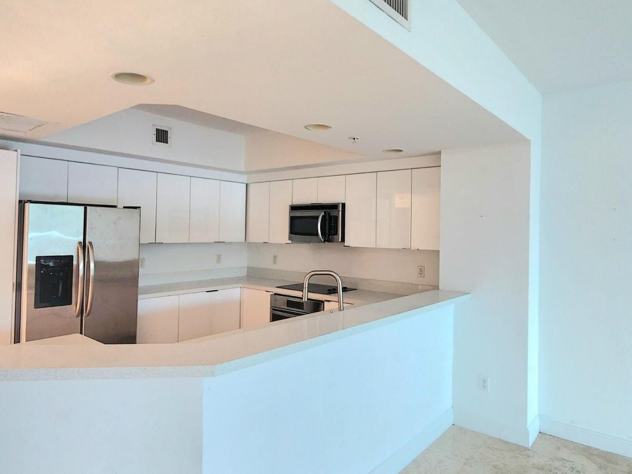 15051 Royal Oaks Lane, Unit 202, North Miami, FL 33181 Photo