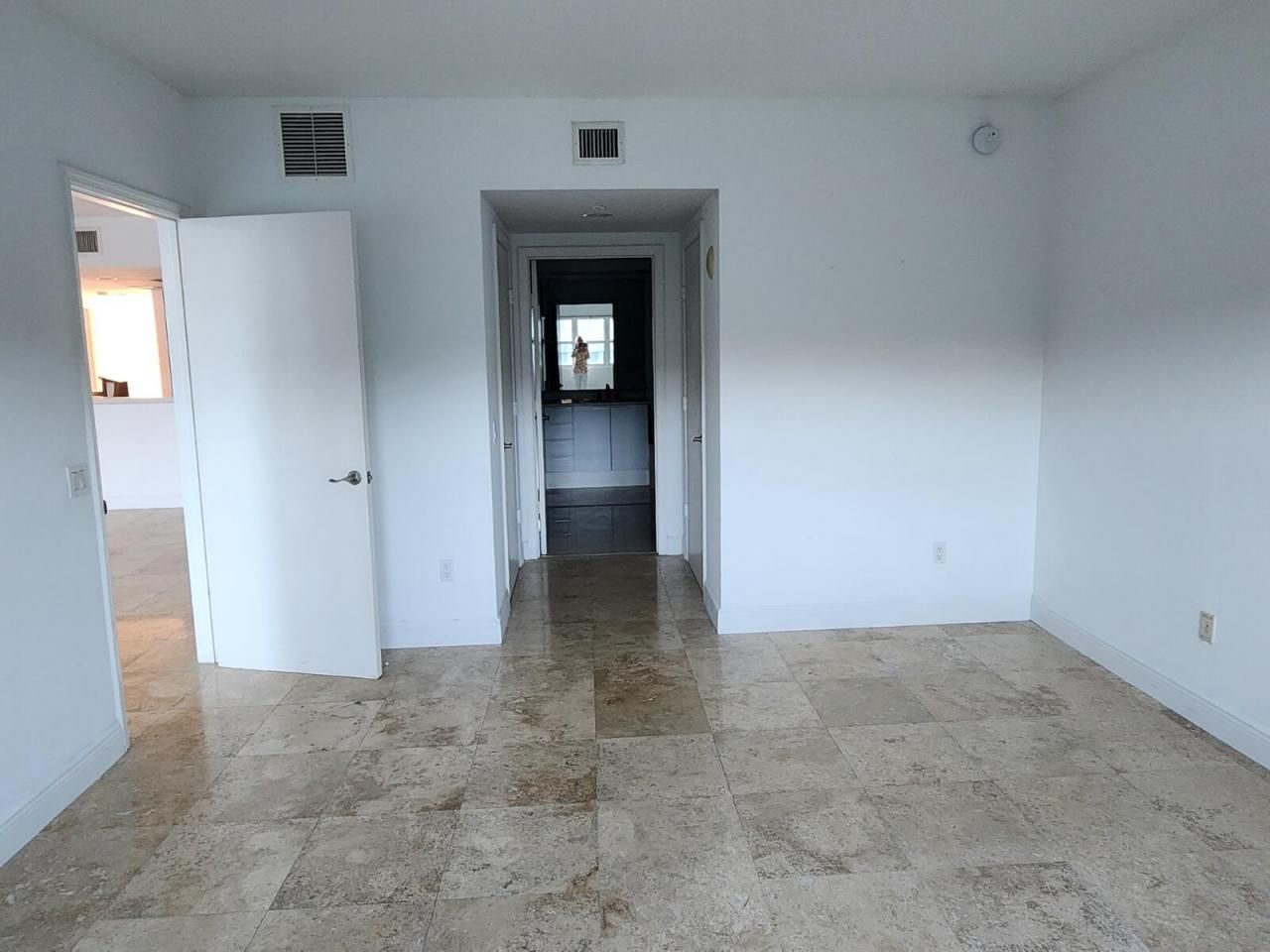 15051 Royal Oaks Lane, Unit 202, North Miami, FL 33181 Photo