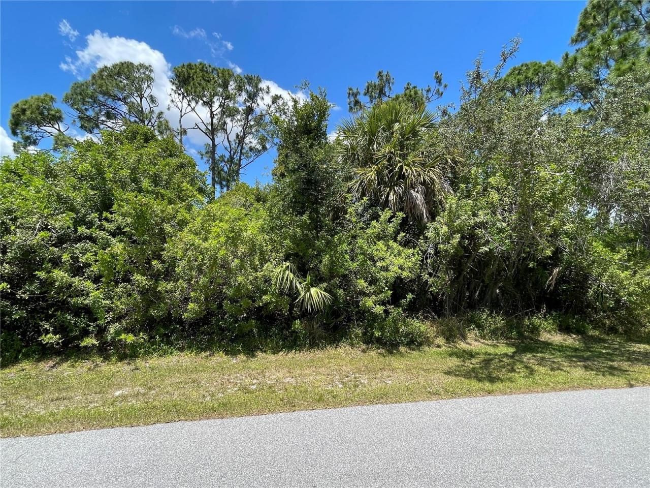 468 Kellstadt Street Nw, Port Charlotte, FL 33952 Photo