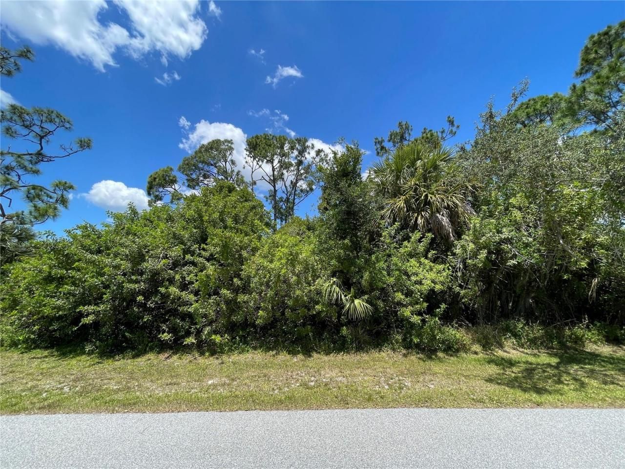 468 Kellstadt Street Nw, Port Charlotte, FL 33952 Photo