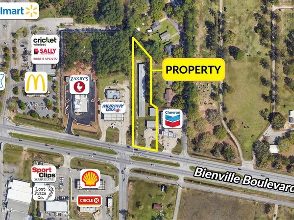 4025 Bienville Boulevard, Ocean Springs, MS 39564