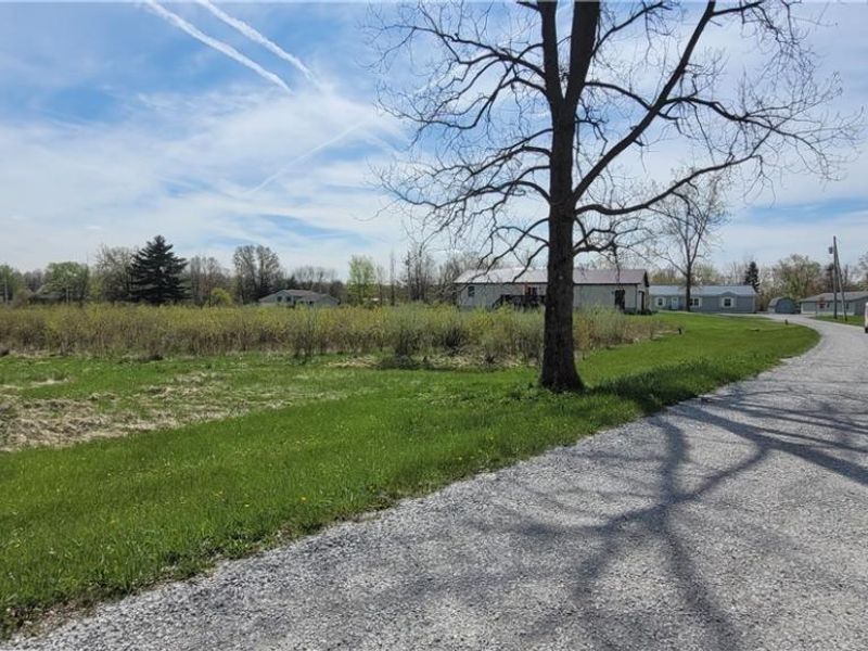 3241-3242 Madrona Court, West Salem, OH 44287 Photo 3