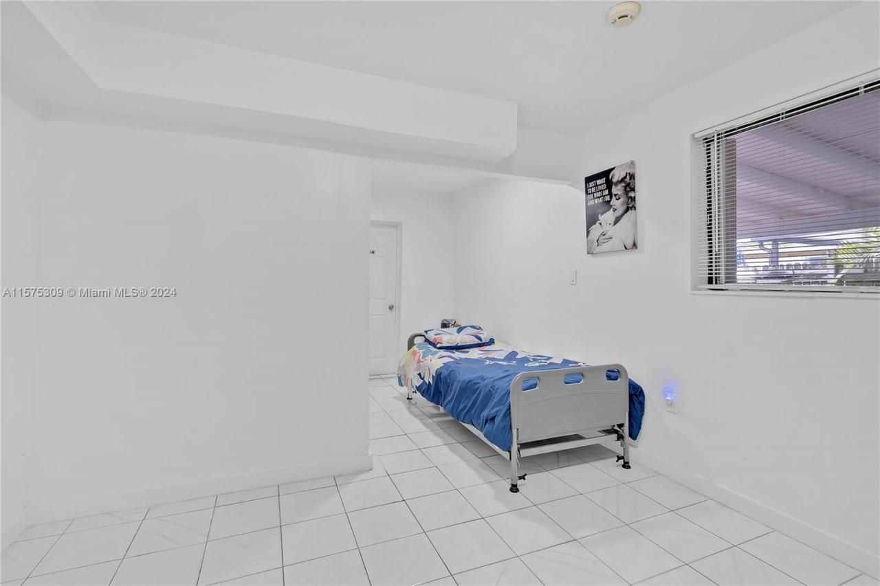 73 E 47th St, Hialeah, FL 33013 Photo