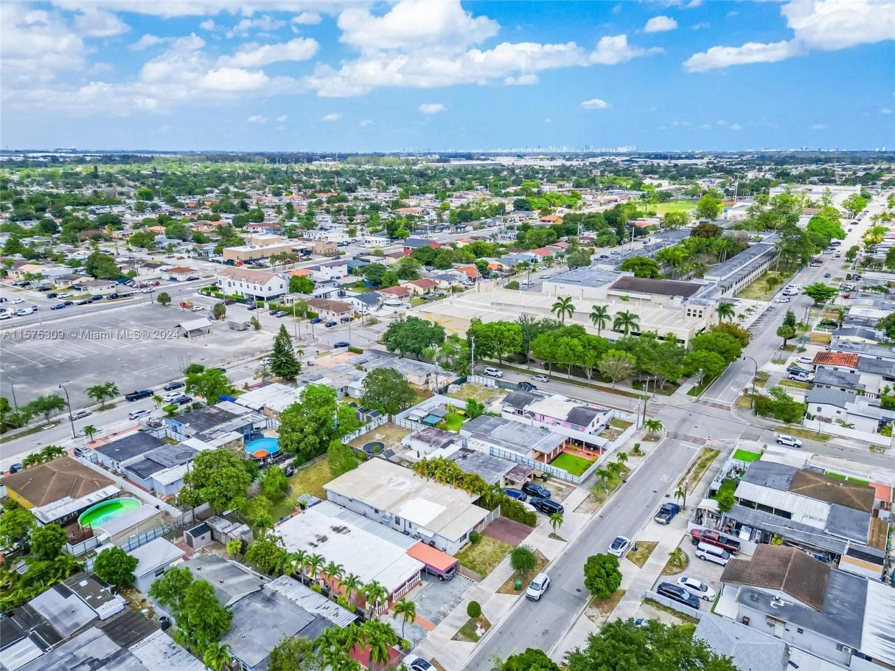 73 E 47th St, Hialeah, FL 33013 Photo