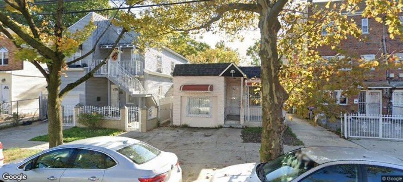 2776 Sexton Place Place, Bronx, NY 10469 Main Photo