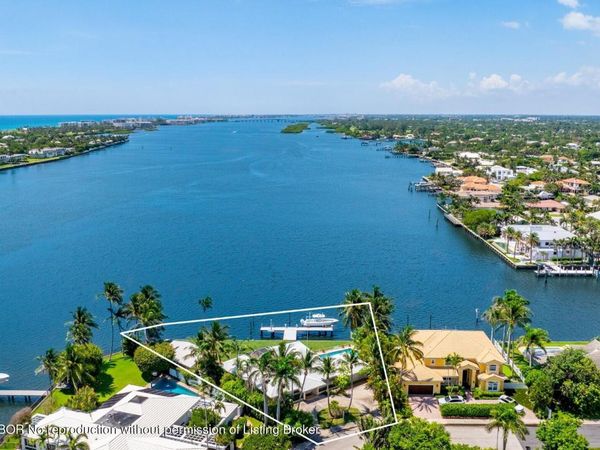 8026 Flagler Court, West Palm Beach, FL 33405