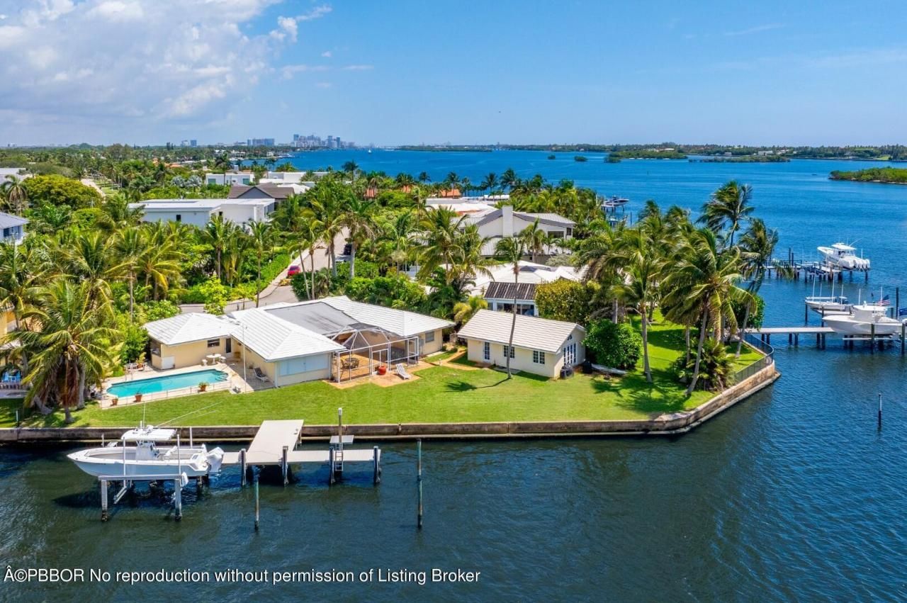 8026 Flagler Court, West Palm Beach, FL 33405 Photo