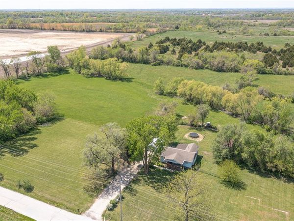 1748 N 118th Street, Kansas City, KS 66109