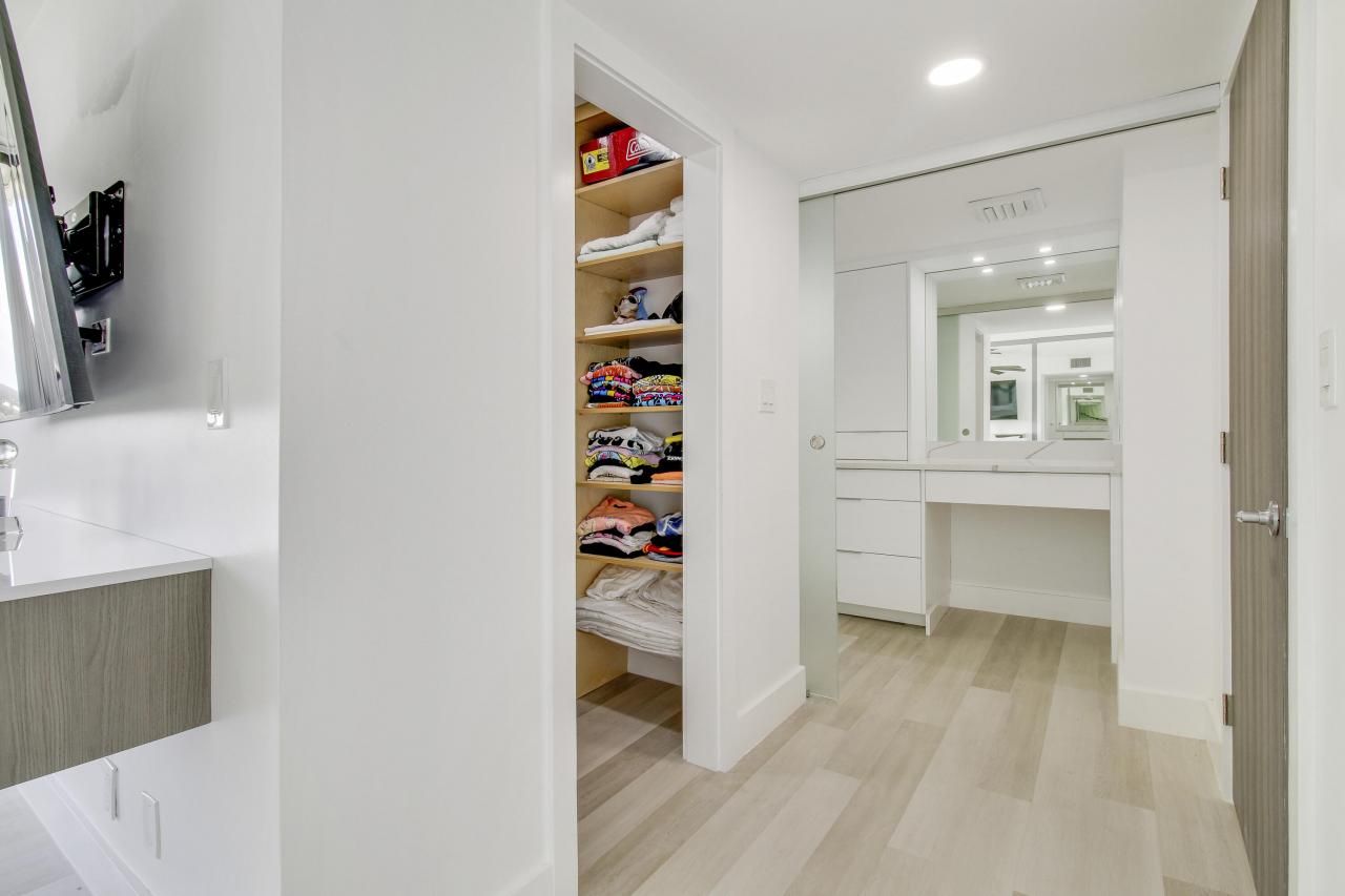 2000 Presidential Way, Unit 1401, West Palm Beach, FL 33401 Photo