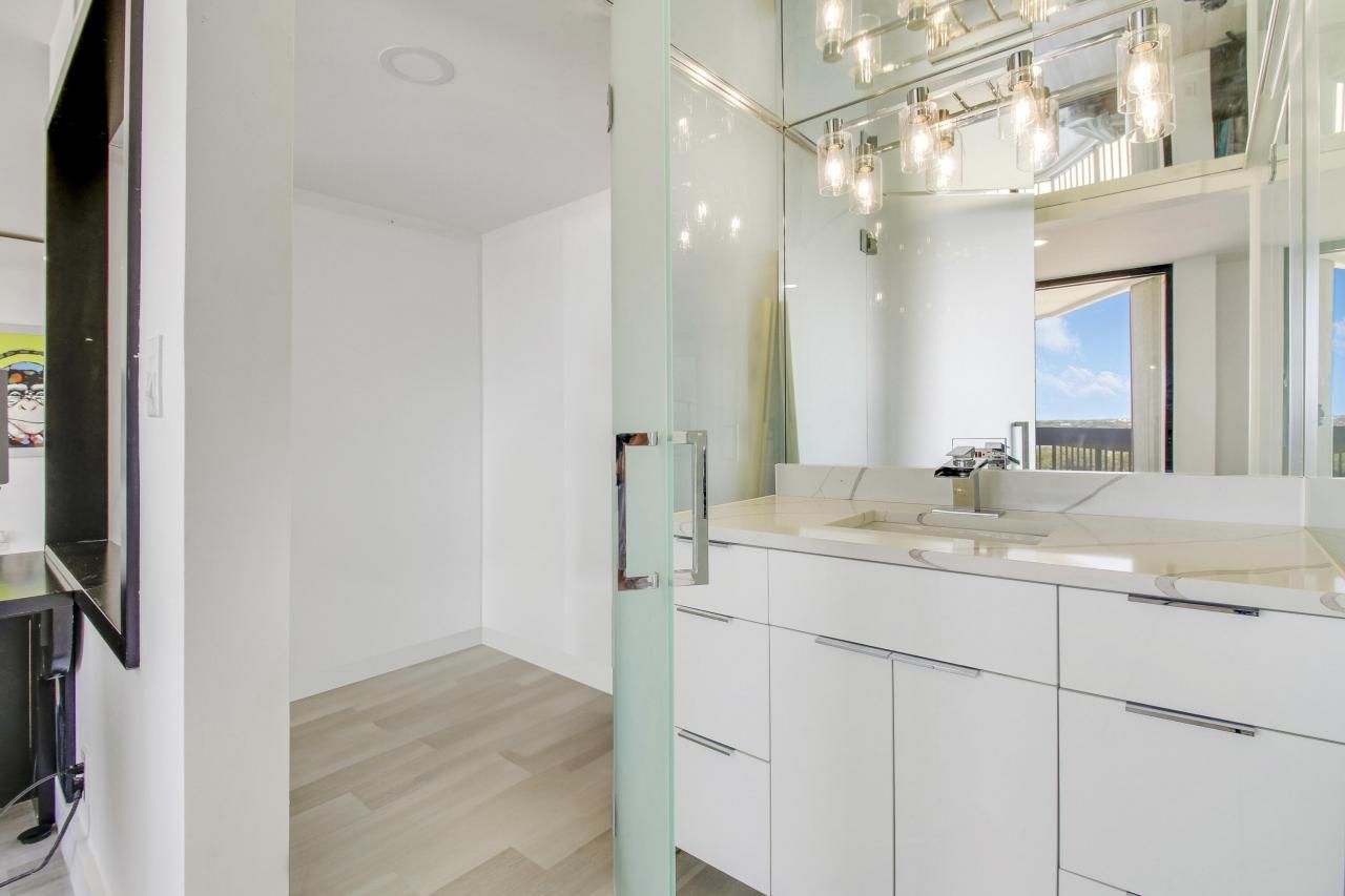 2000 Presidential Way, Unit 1401, West Palm Beach, FL 33401 Photo