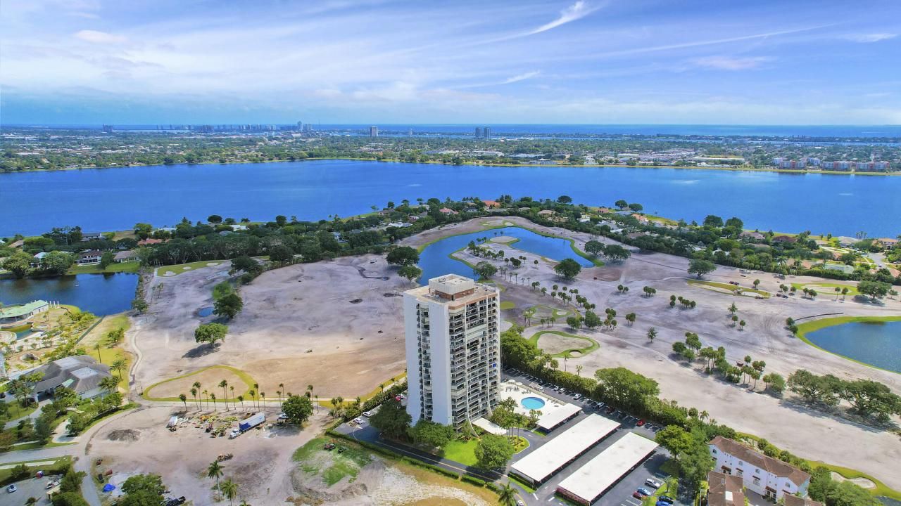 2000 Presidential Way, Unit 1401, West Palm Beach, FL 33401 Photo