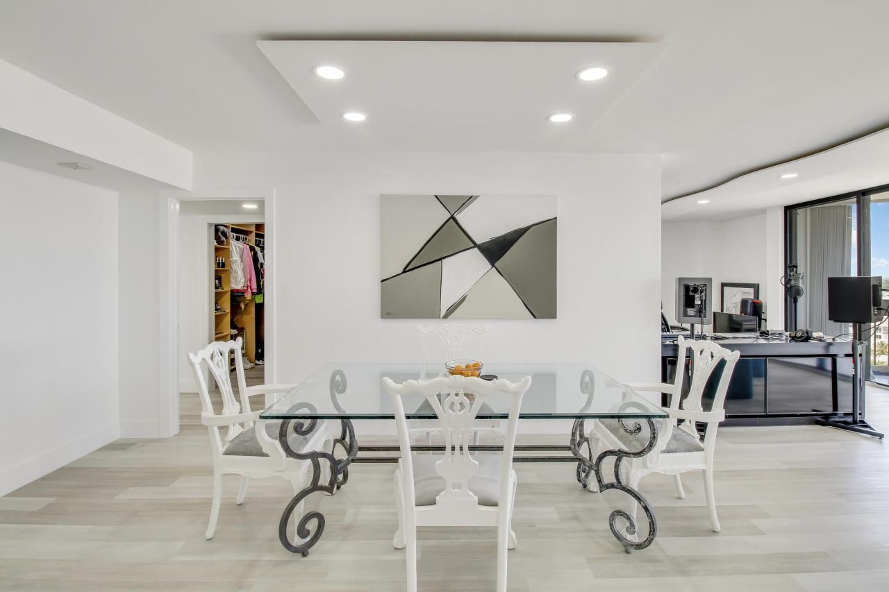 2000 Presidential Way, Unit 1401, West Palm Beach, FL 33401 Photo