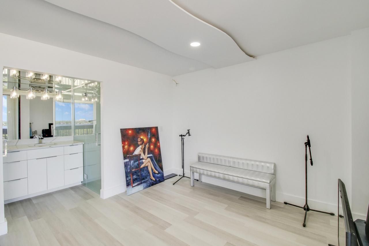 2000 Presidential Way, Unit 1401, West Palm Beach, FL 33401 Photo