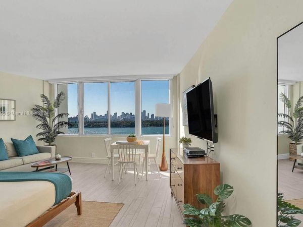 1100 West Ave, Unit 906, Miami Beach, FL 33139