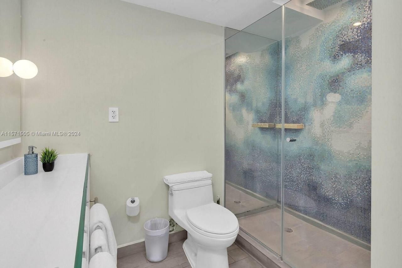 1100 West Ave, Unit 906, Miami Beach, FL 33139 Photo