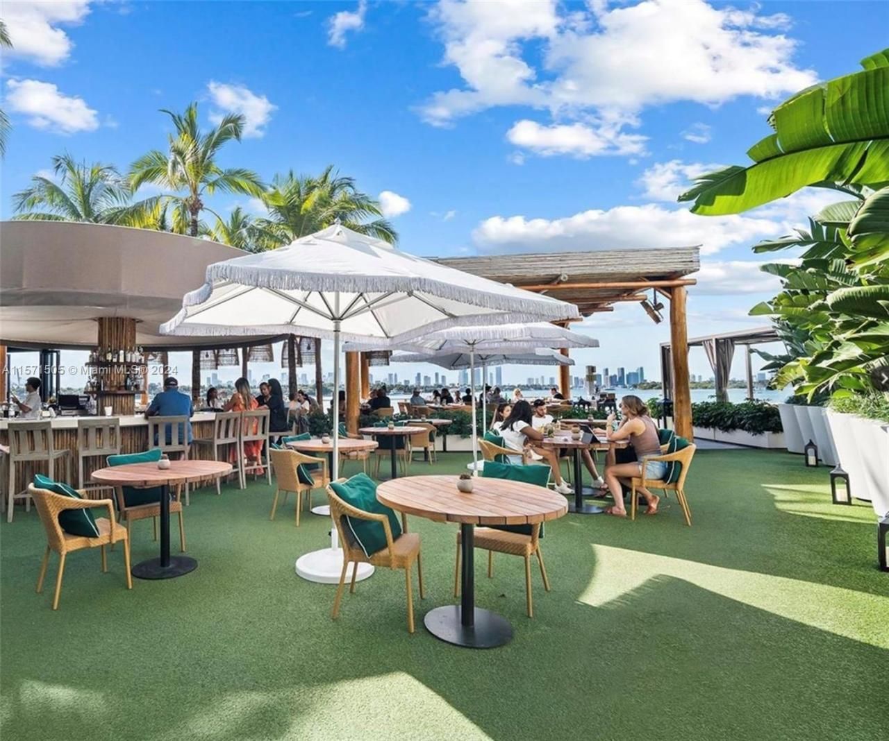 1100 West Ave, Unit 906, Miami Beach, FL 33139 Photo