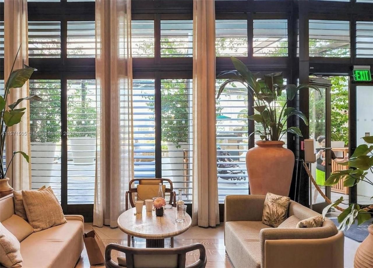 1100 West Ave, Unit 906, Miami Beach, FL 33139 Photo