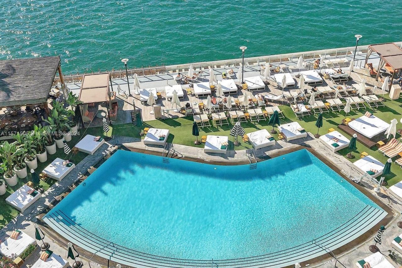 1100 West Ave, Unit 906, Miami Beach, FL 33139 Photo