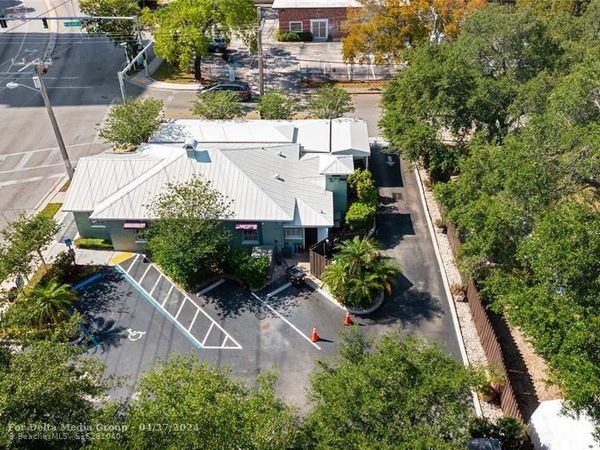 701 W Las Olas Boulevard, Fort Lauderdale, FL 33312