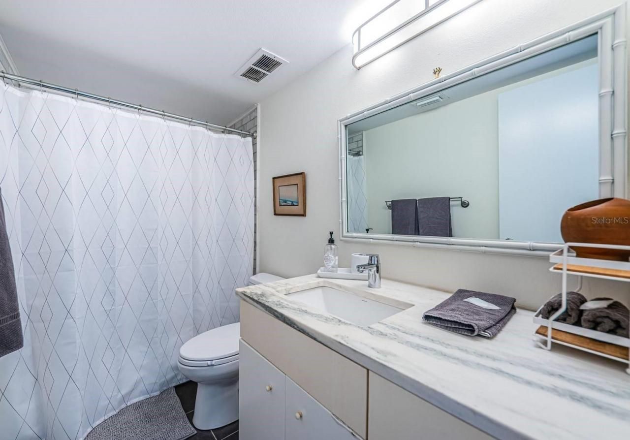 6295 Bahia Del Mar Circle, Unit 216, Saint Petersburg, FL 33715 Photo