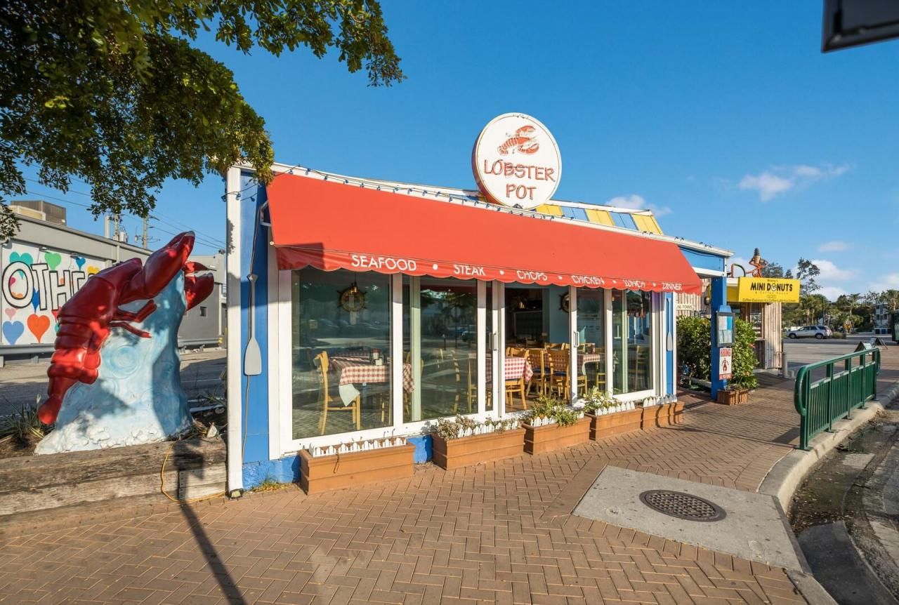 84 Avenida Veneccia, Unit 202 & 203, Sarasota, FL 34242 Photo