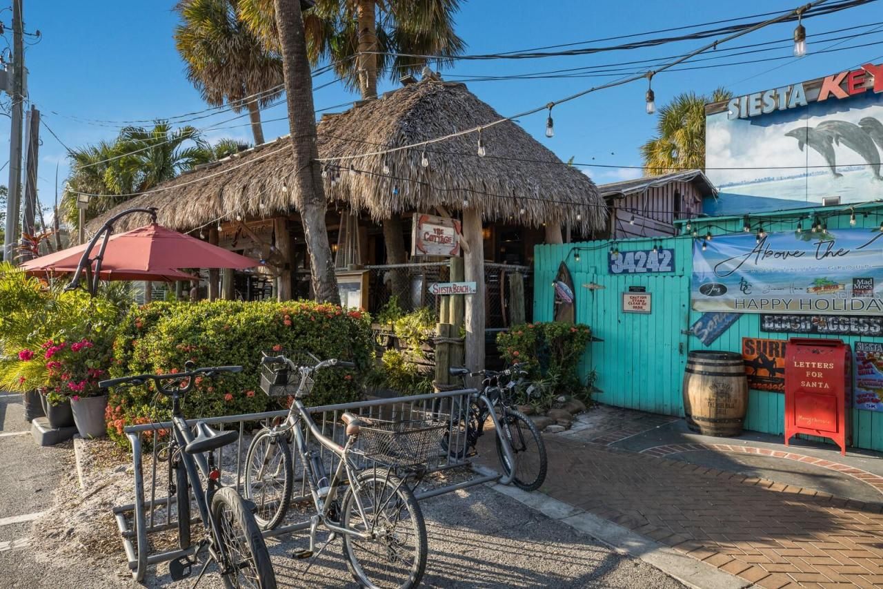 84 Avenida Veneccia, Unit 202 & 203, Sarasota, FL 34242 Photo