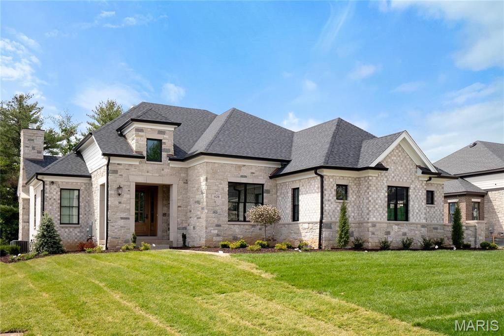 1139 Enclave Court, Frontenac, MO 63131 Main Photo