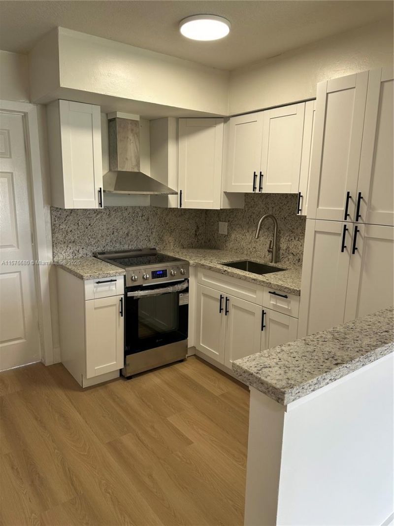 101 SE 4th Ave, Unit 1-7, Hallandale Beach, FL 33009 Photo