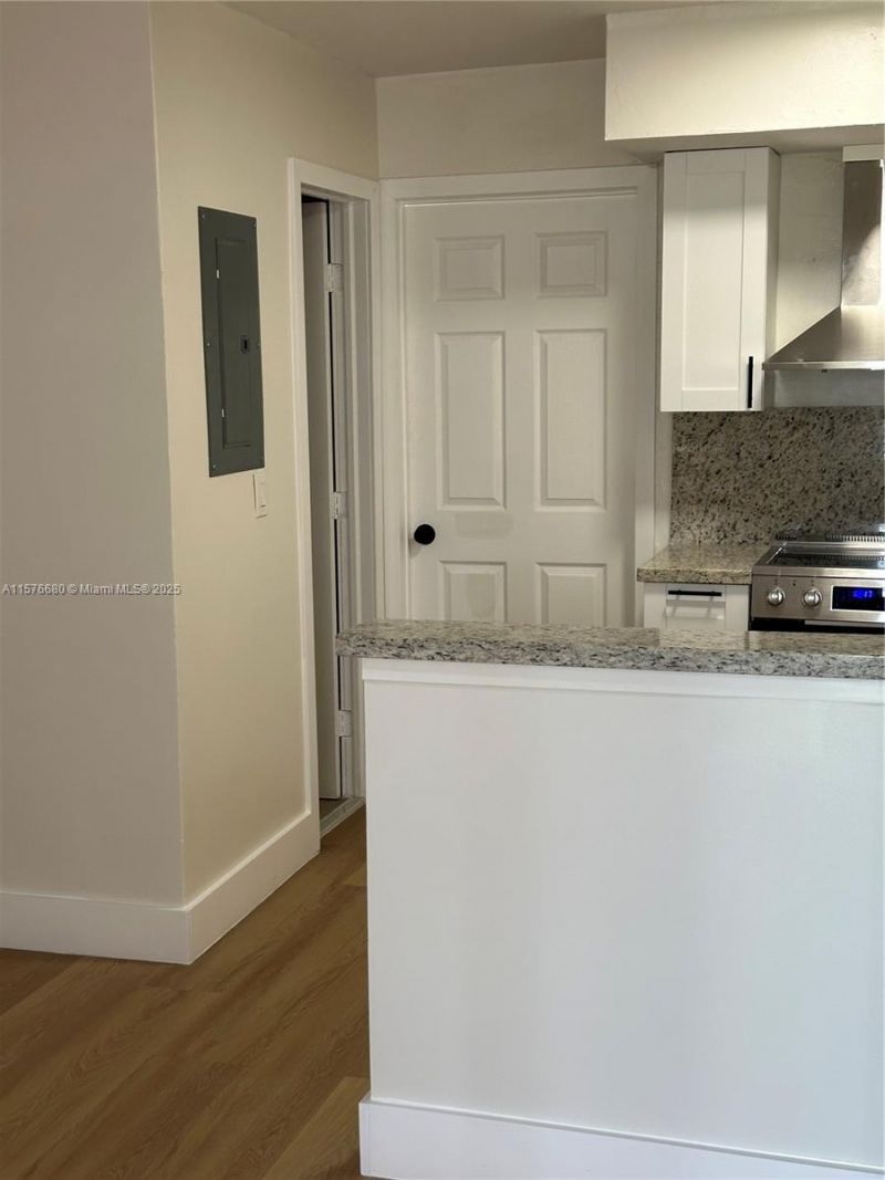 101 SE 4th Ave, Unit 1-7, Hallandale Beach, FL 33009 Photo