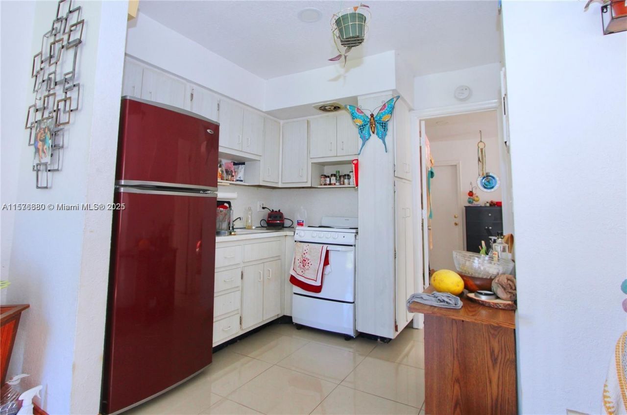 101 SE 4th Ave, Unit 1-7, Hallandale Beach, FL 33009 Photo