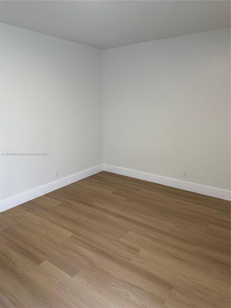 101 SE 4th Ave, Unit 1-7, Hallandale Beach, FL 33009 Photo