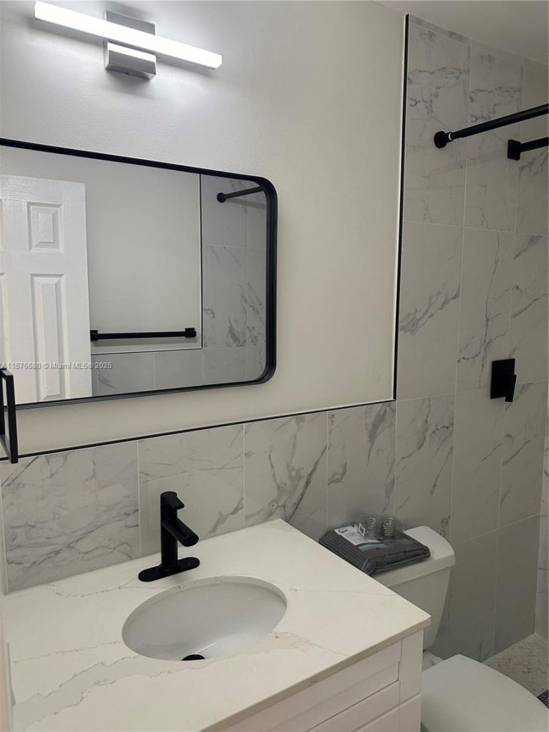 101 SE 4th Ave, Unit 1-7, Hallandale Beach, FL 33009 Photo