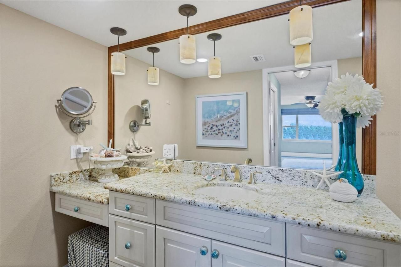 4325 Gulf Of Mexico Drive, Unit 408, Longboat Key, FL 34228 Photo