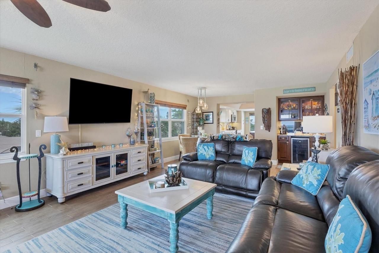 4325 Gulf Of Mexico Drive, Unit 408, Longboat Key, FL 34228 Photo