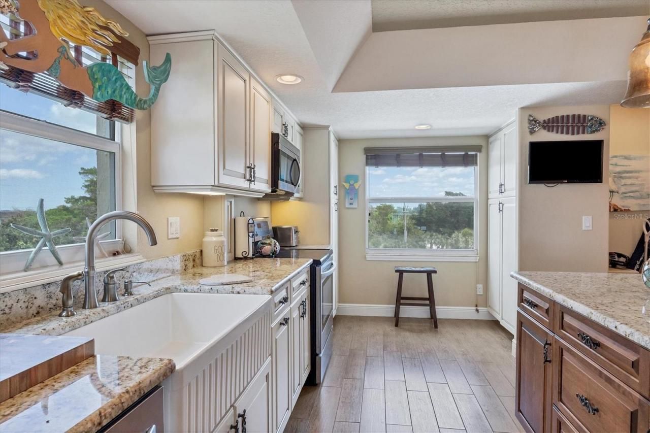 4325 Gulf Of Mexico Drive, Unit 408, Longboat Key, FL 34228 Photo